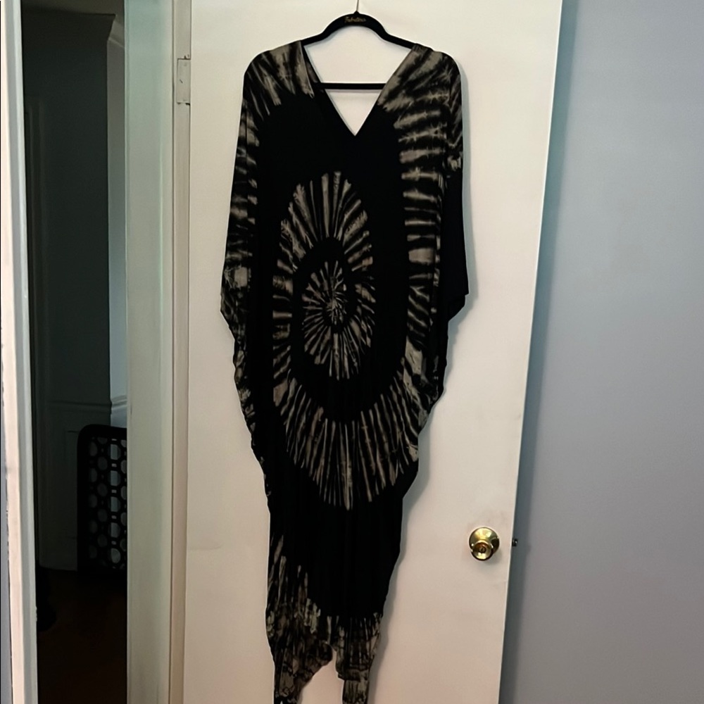 Black and Tan Tie-Dye Kaftan